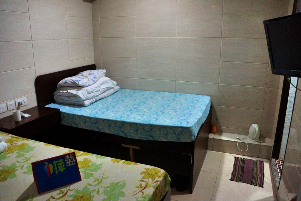 Xing Xing Hostel Hong Kong Room photo